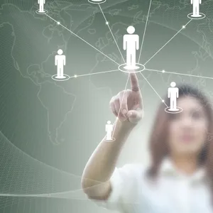 En person som tegner på en tavle