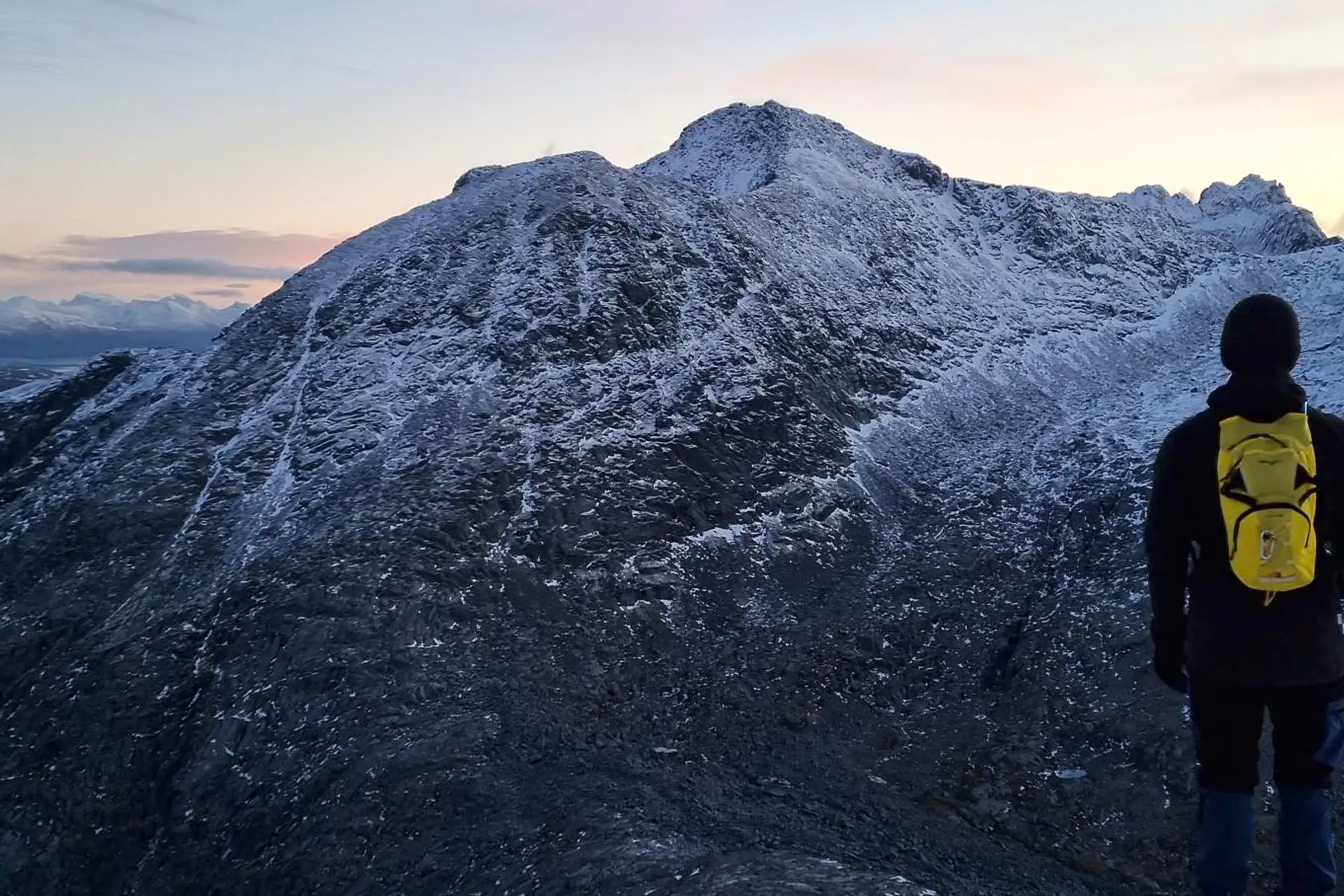 Alexander Iversen på fjelltur